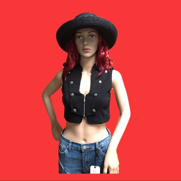 Black Cropped Vest - Picture 6 of 6